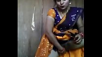indian aunty inserting cucumber in pussy